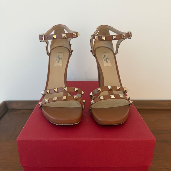 Valentino Garavani Rockstud Heels Leather Sandals W Size 40 - Picture 2 of 4